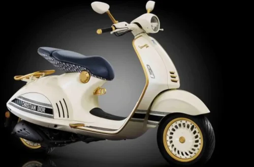 Vespa 946 Christian Dior Kw 13 Juta