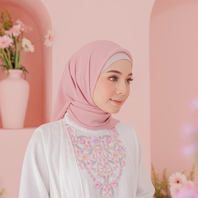 Tren Hijab Pollycotton Bordir dan Silk Tahun 2024