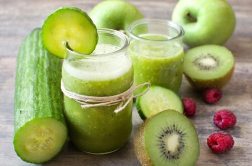 Jus Pembakar Lemak Jus Bayam dan Jus Kiwi